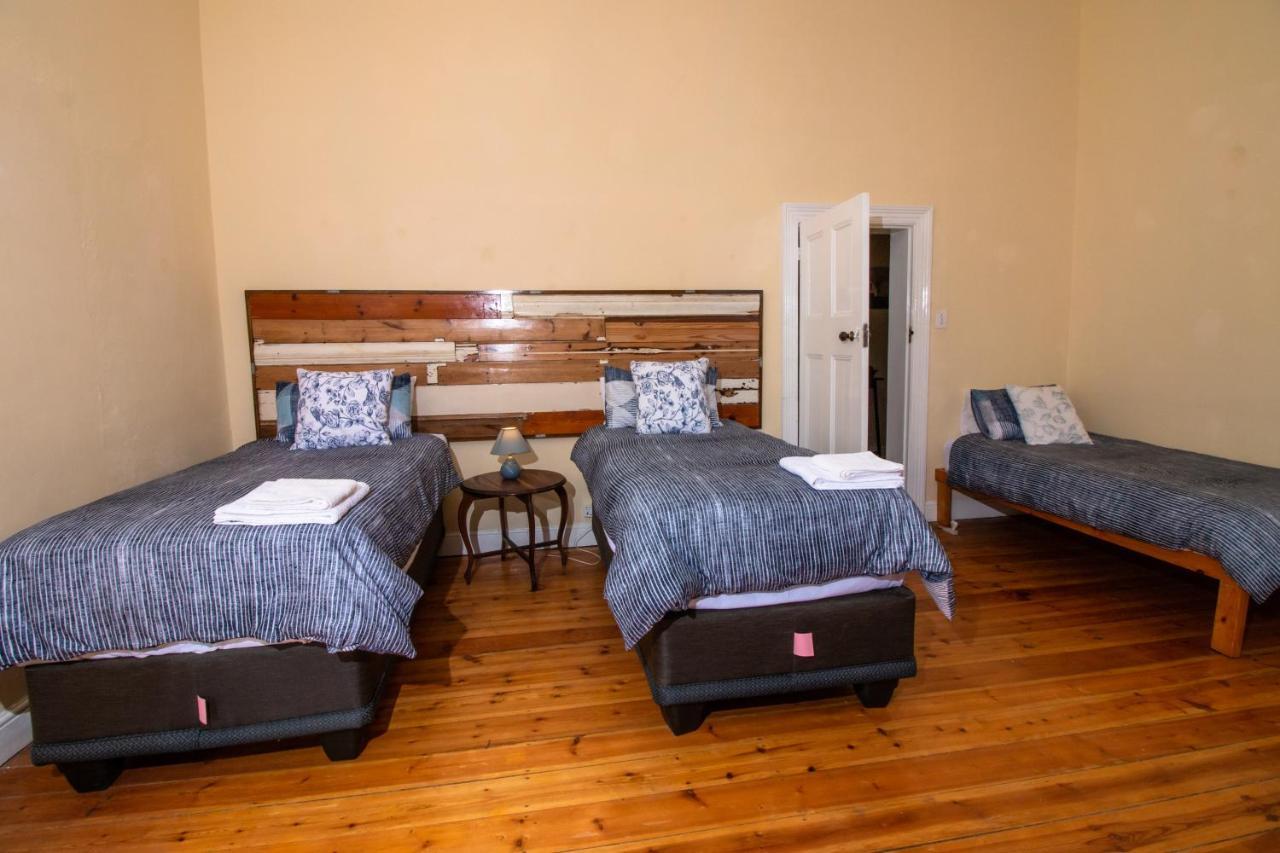 Jennis Place Graaff Reinet Bilik gambar